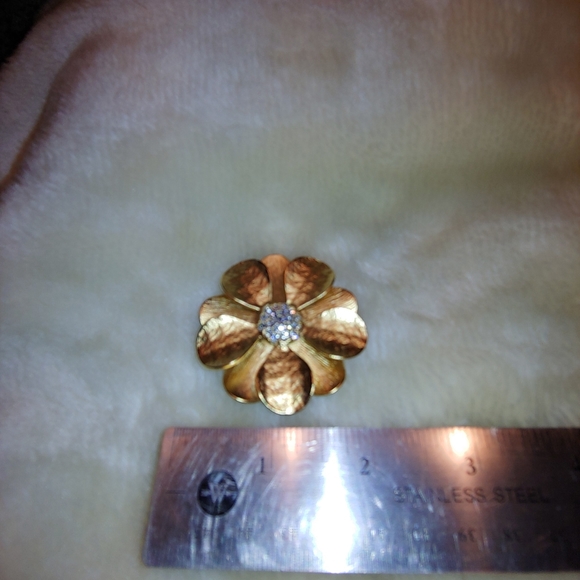 Vintage Gold-tone & Crystal Double Petal Flower Brooch/Clip-on Pendant 2" - Picture 4 of 9